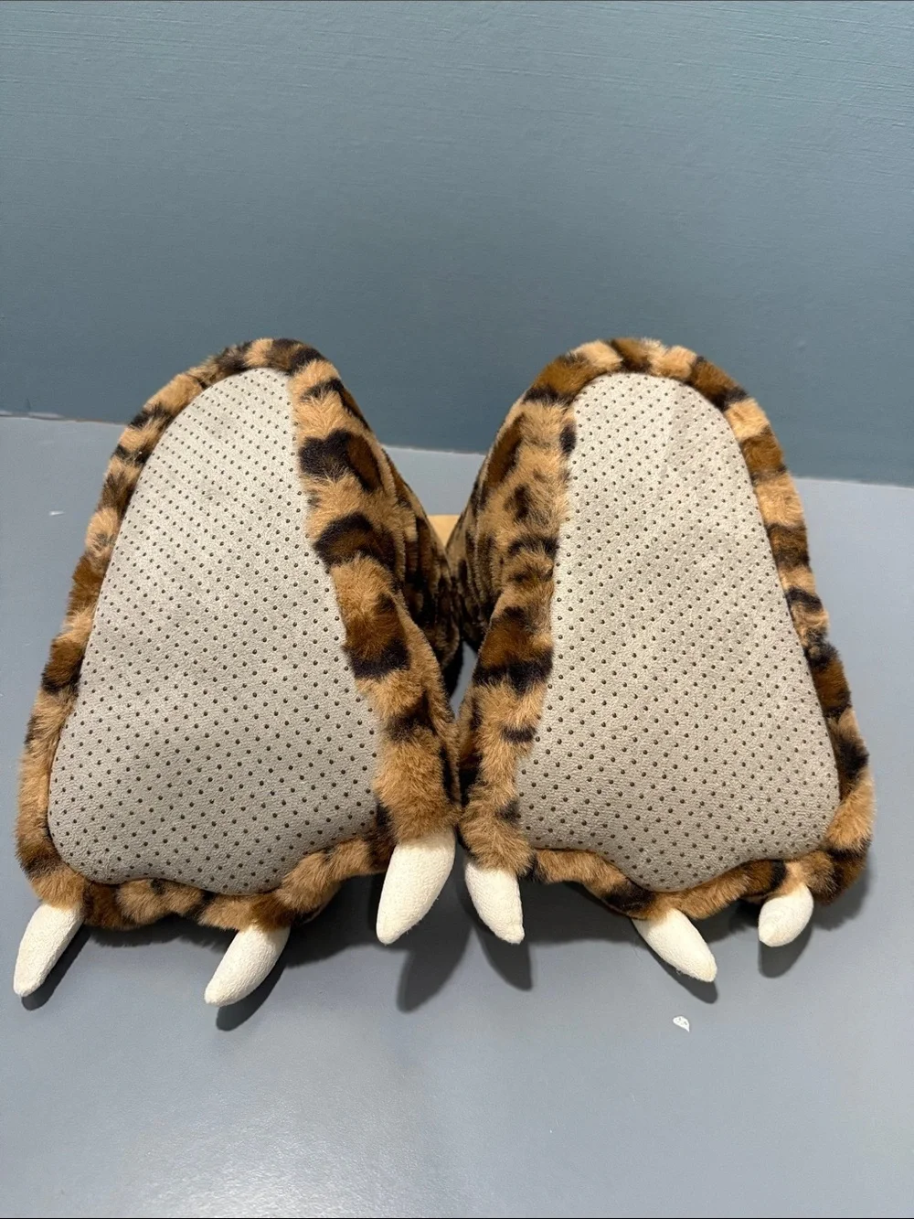 Lazy One Leopard Claw Plush Slippers - Brown & Black